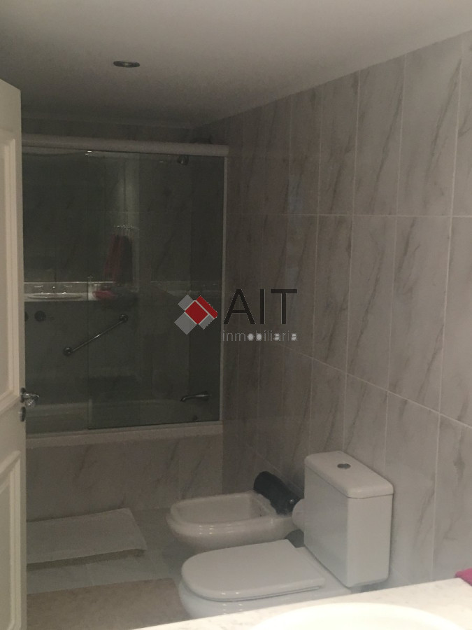 Apartamento ID.5967 - Hermosa unidad frente al mar!!