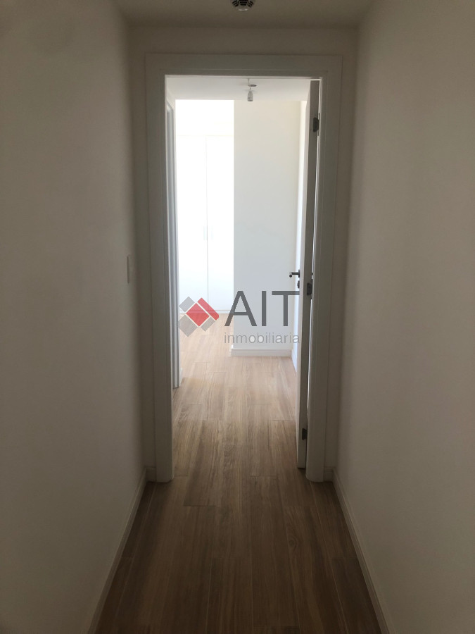 Apartamento ID.17176 - BRAVA, PISO ALTO A PASOS DEL MAR!!