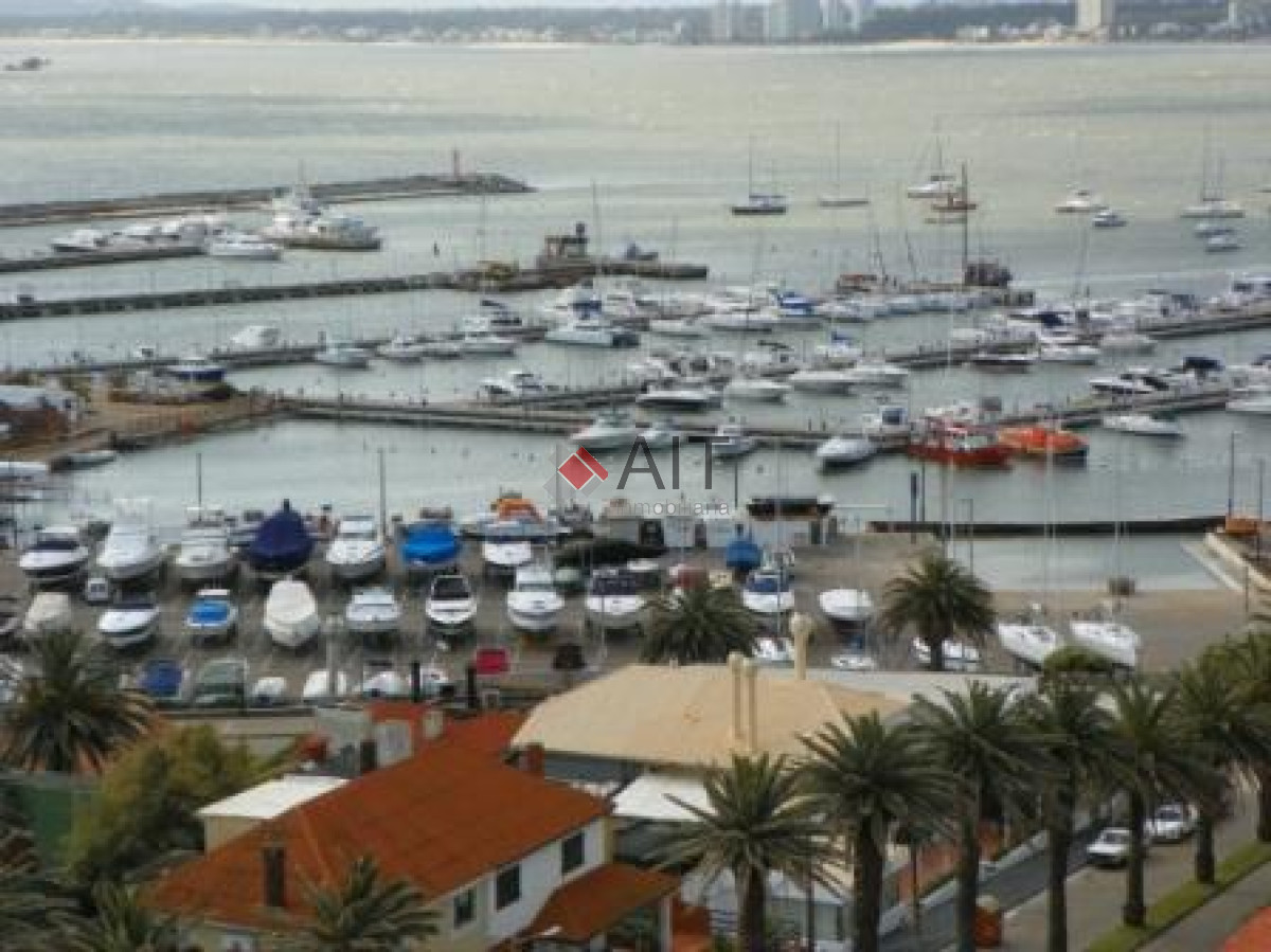 Apartamento ID.17234 - PISO ALTO A PASOS DEL PUERTO!!