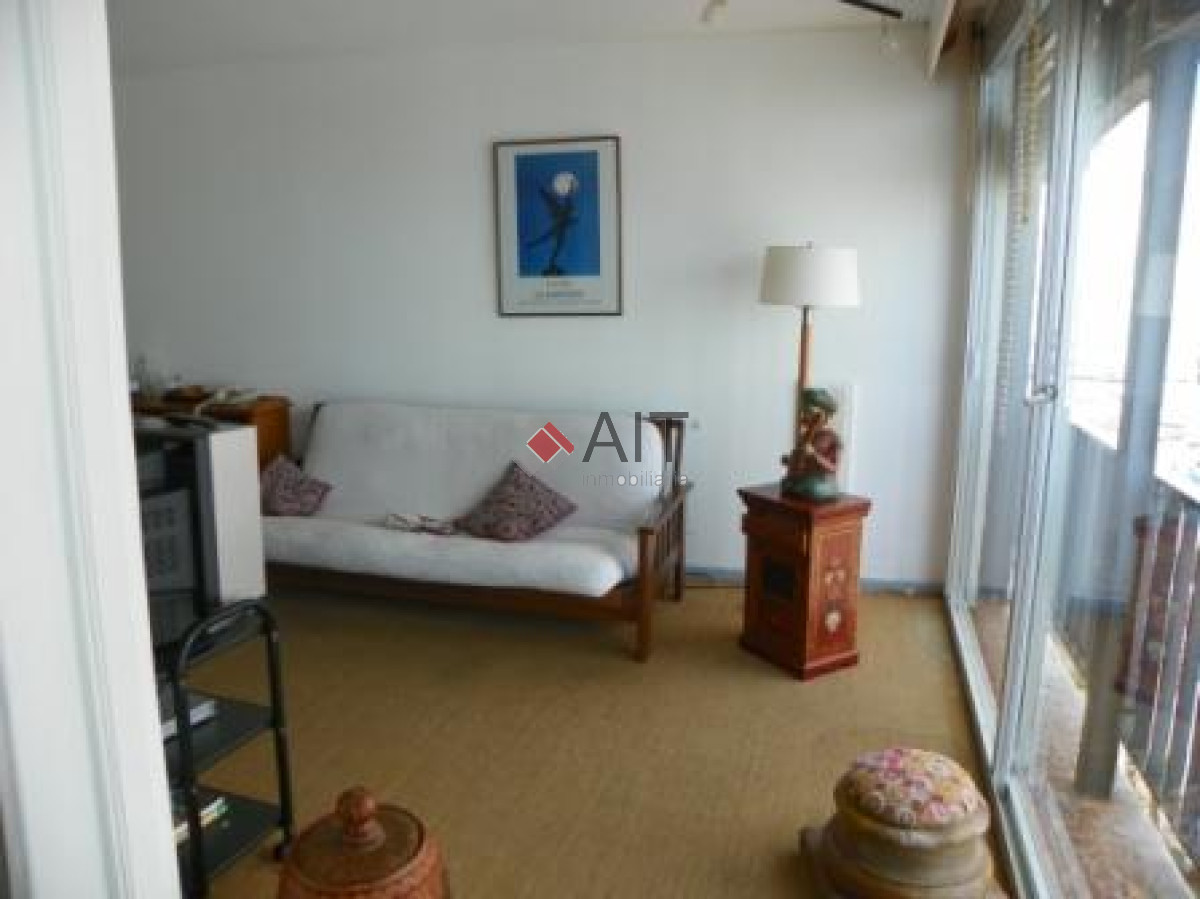 Apartamento ID.17234 - PISO ALTO A PASOS DEL PUERTO!!