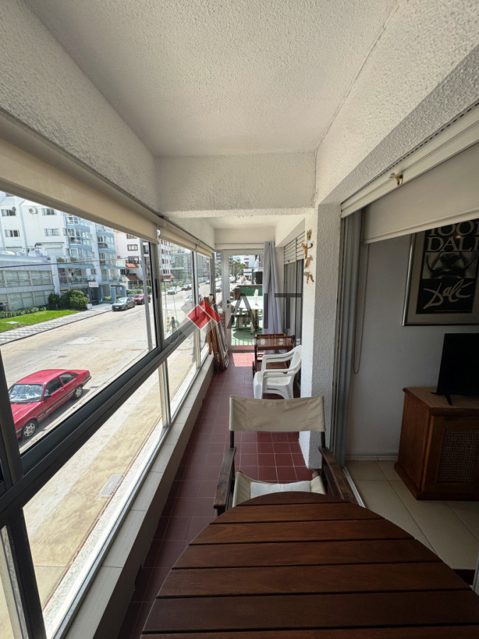 Apartamento ID.17286 - Peninsula muy lindo 1 dormitorio y medio. Terraza y parrillero PROPIO!