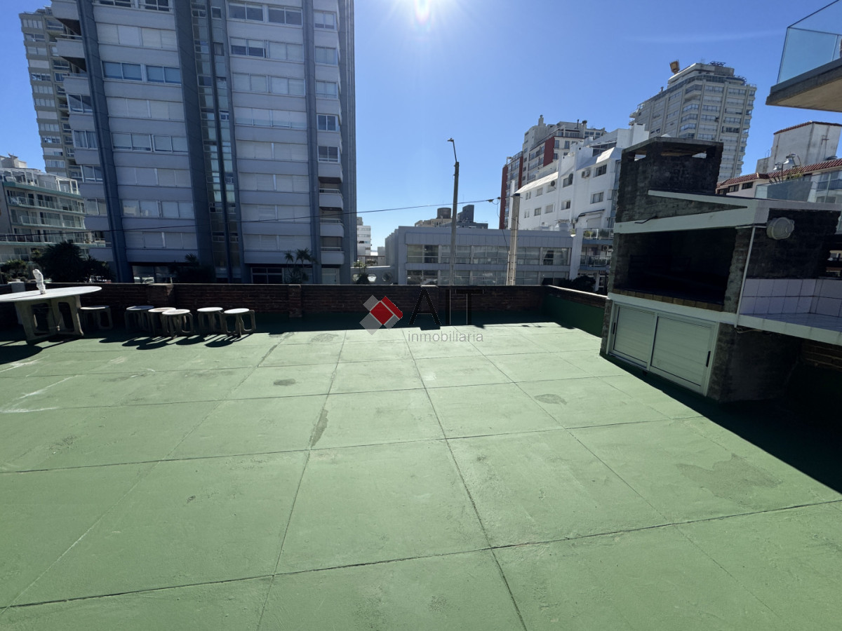 Apartamento ID.17286 - Peninsula muy lindo 1 dormitorio y medio. Terraza y parrillero PROPIO!