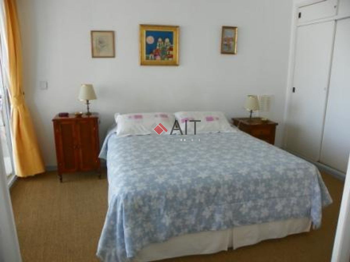 Apartamento ID.17234 - PISO ALTO A PASOS DEL PUERTO!!