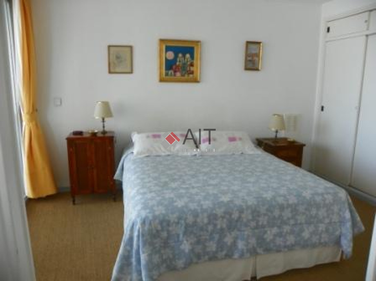 Apartamento ID.17234 - PISO ALTO A PASOS DEL PUERTO!!