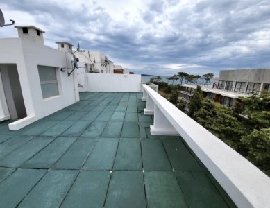 Hermoso apartamento con parrillero en la mansa!