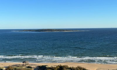 Apartamento de Categoría Superior Frente al Mar