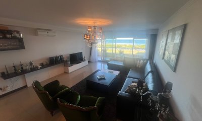ESPECTACULAR APARTAMENTO DE GRAN CATEGORIA !!