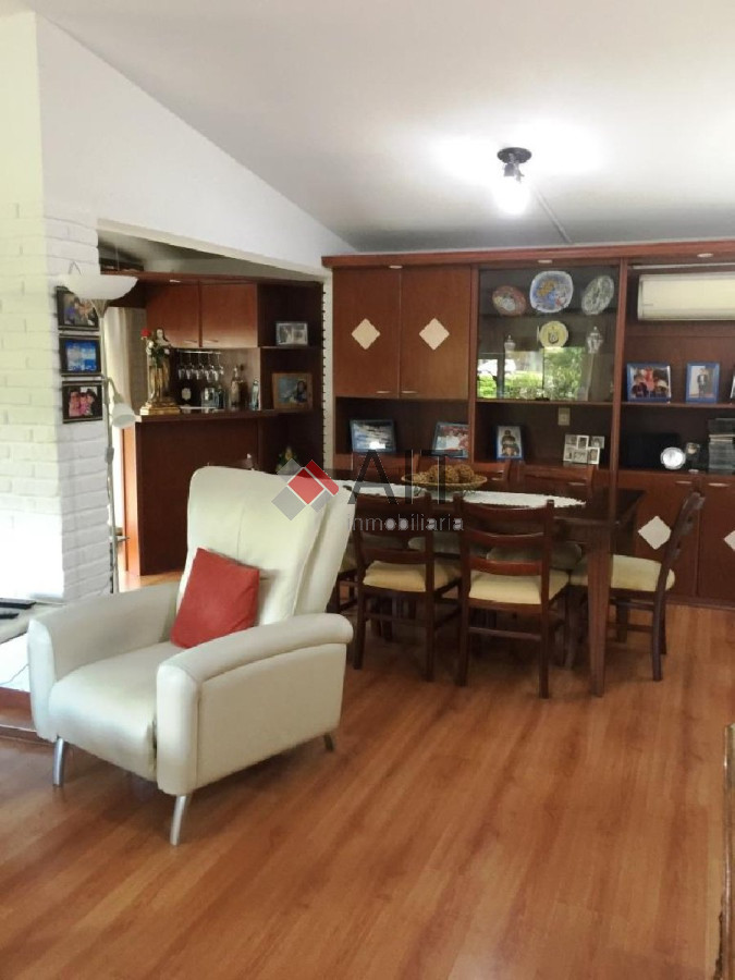 Casa ID.6307 - Chalet Litman en inmejorable ubicación 