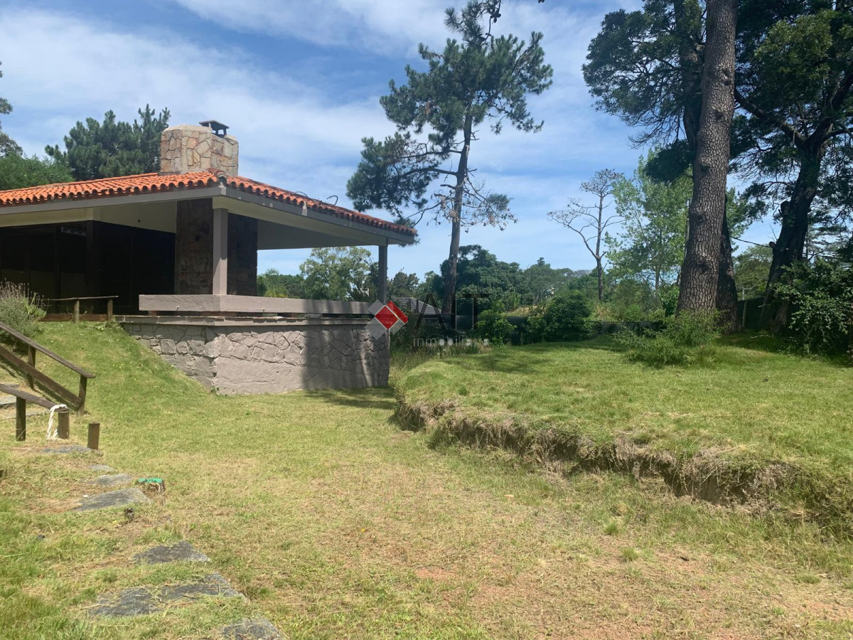 Casa ID.17250 - OPORTUNIDAD EN BARRIO GOLF !!