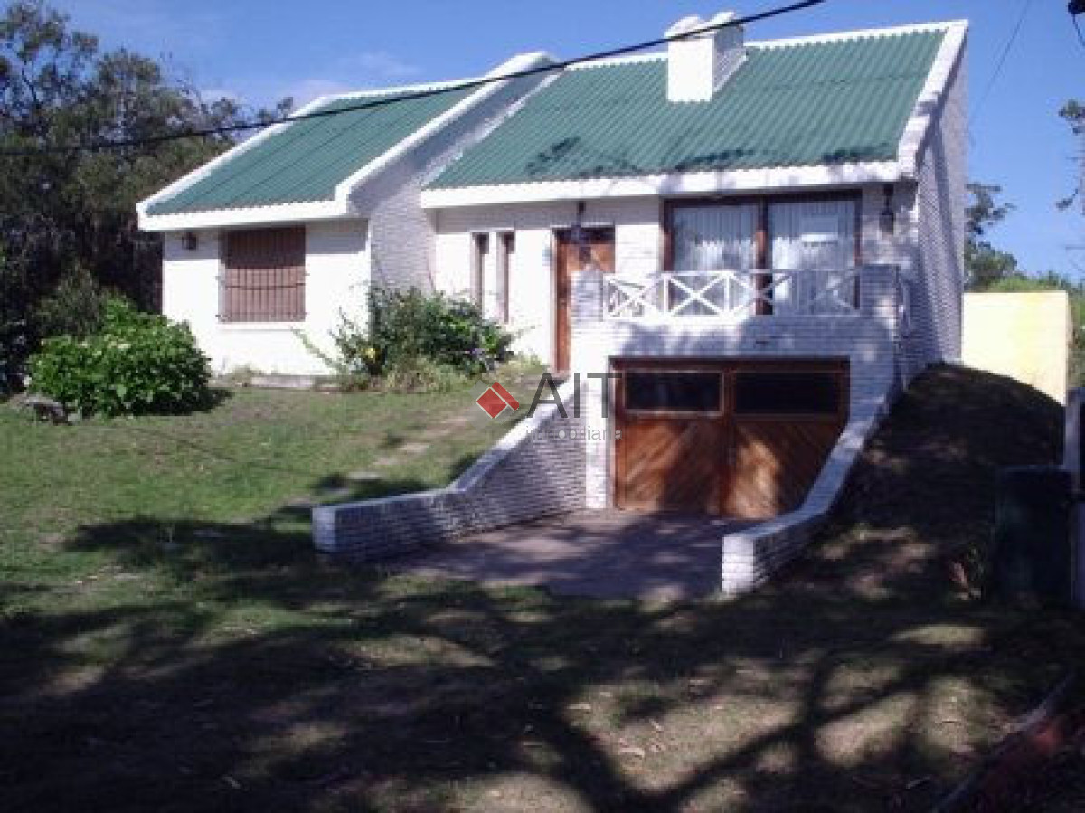 Casa ID.6138 - En plena barra a 3 cuadras de toda la movida!