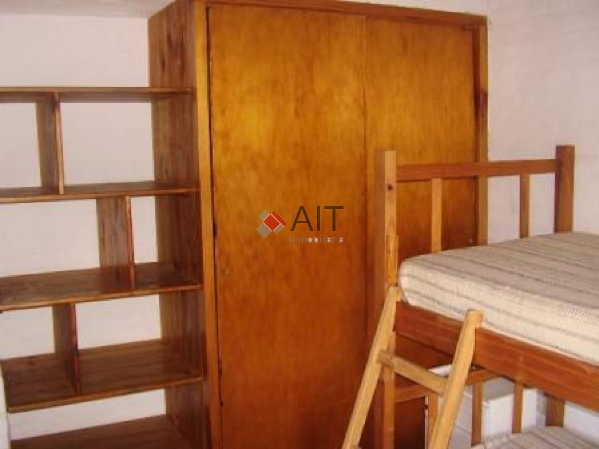 Casa ID.6138 - En plena barra a 3 cuadras de toda la movida!