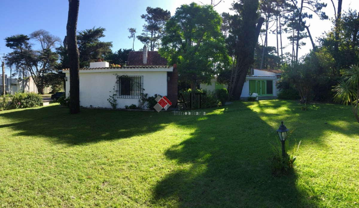 Casa ID.4504 - Comoda casa 3 dormitorios a 2 cuadras de playa, Amplio parque.