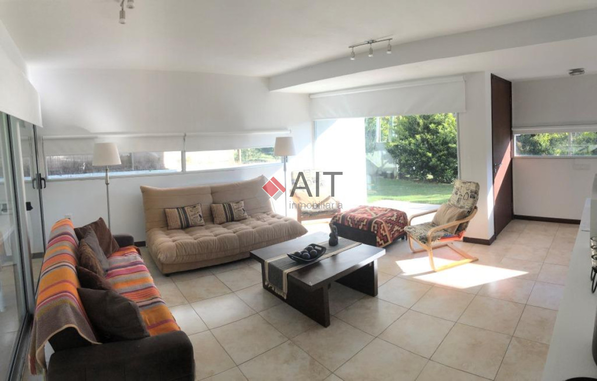 Casa ID.17049 - Casa linda y moderna 2 dormitorios y 3 baños en Rincon del Indio