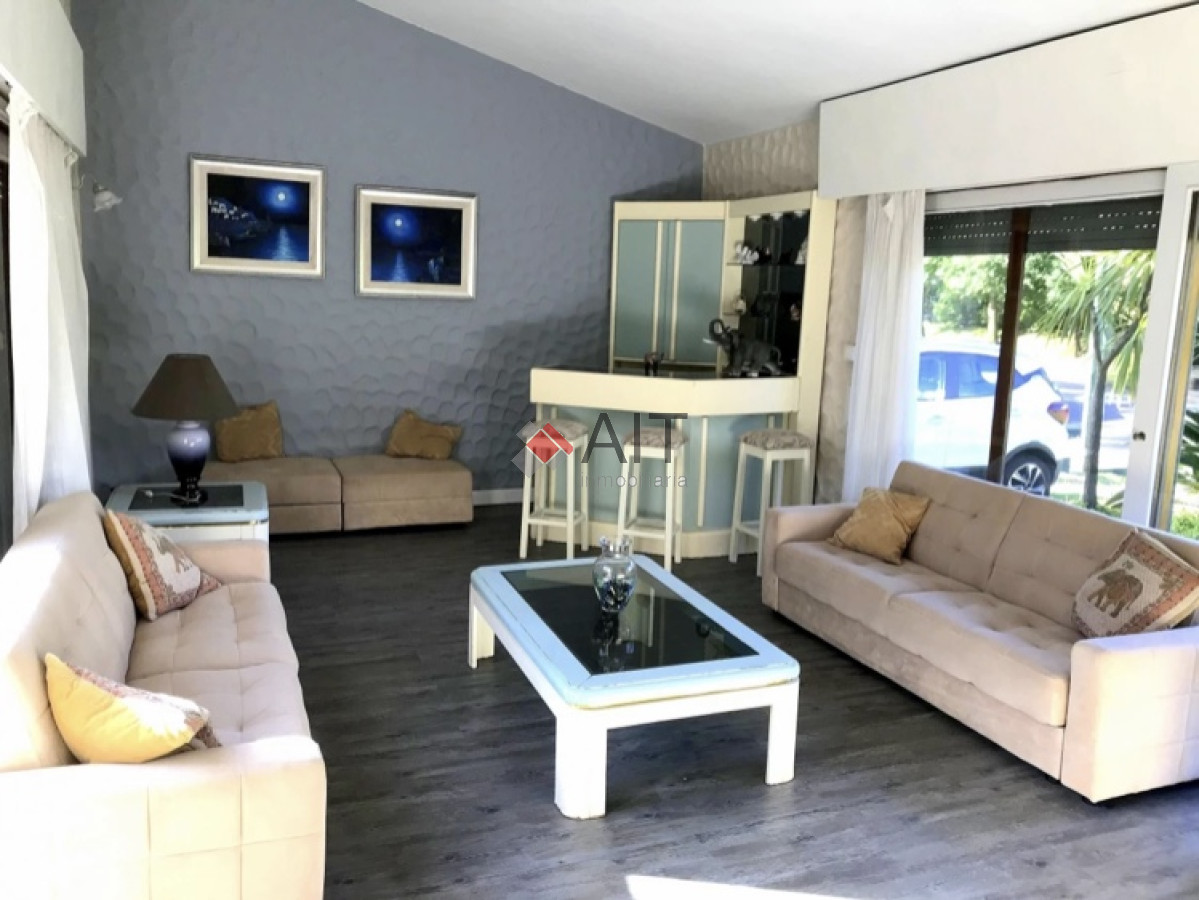 Casa ID.4251 - PLAYA MANSA A PASOS DEL MAR!!