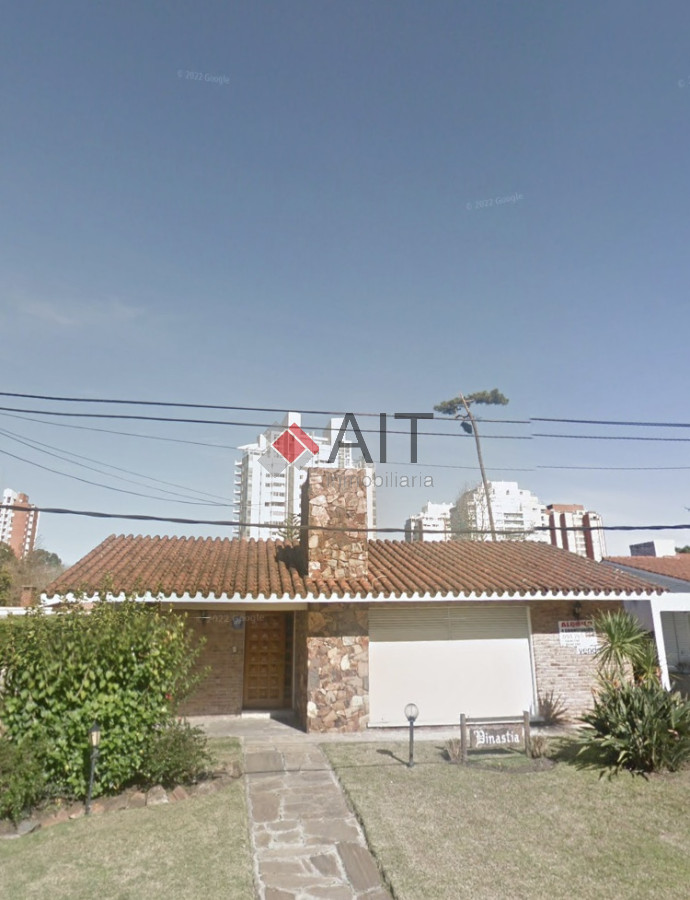 Casa ID.4251 - PLAYA MANSA A PASOS DEL MAR!!