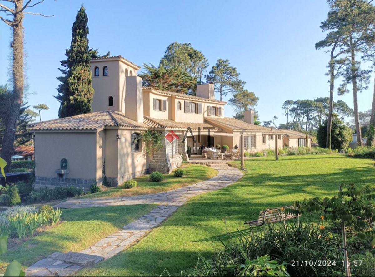 Casa ID.17241 - LA TOSCANA EN PUNTA DEL ESTE !!