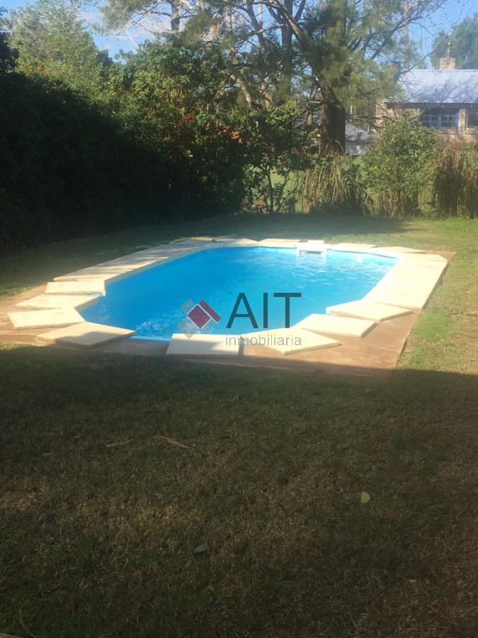 Casa ID.6383 - Muy linda casa 3 dormitorios en barrio Jardin con piscina climatizada!