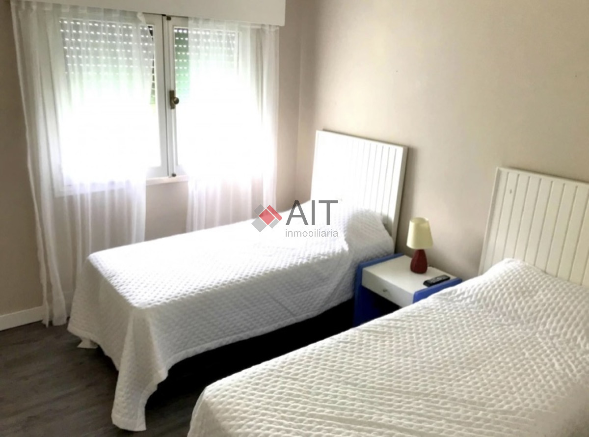 Casa ID.4251 - PLAYA MANSA A PASOS DEL MAR!!