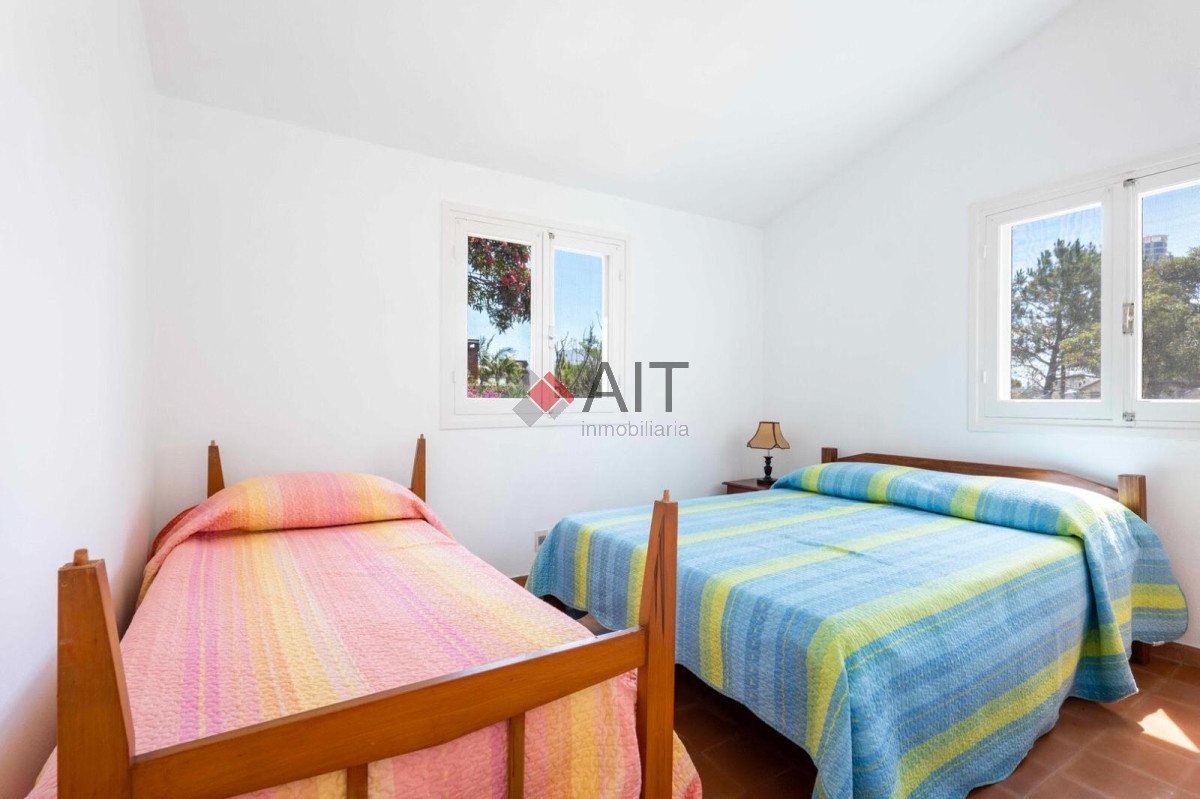 Casa ID.17185 - Casa 3 dormitorios a media cuadra playa mansa!!!