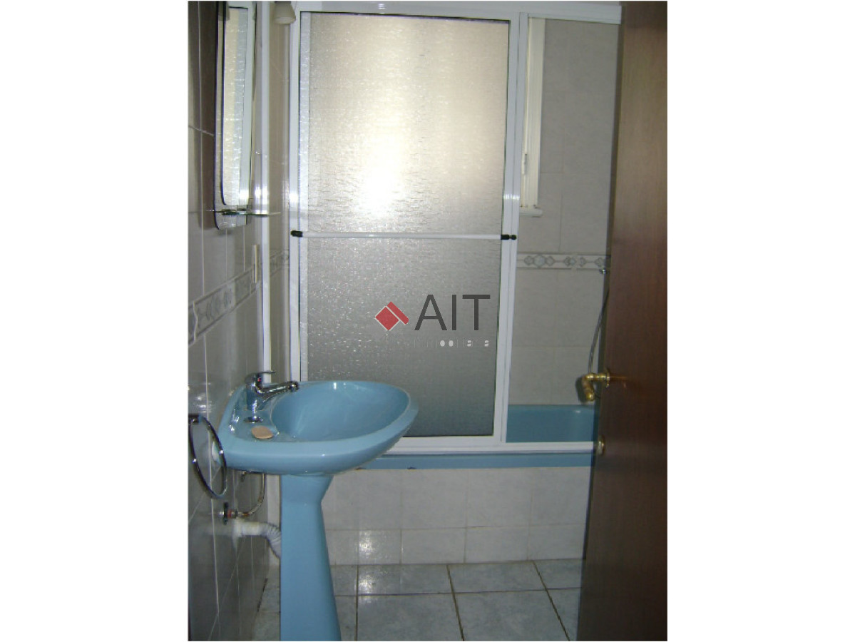 Casa ID.5123 - Gran residencia 6 dormitorios frente al mar en playa Mansa. Consulte!