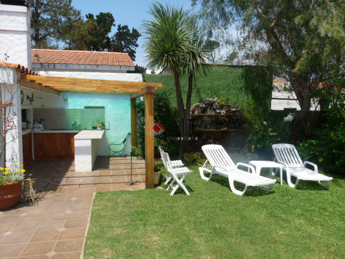 Casa ID.4118 - CASA A MEDIA CUADRA DE PLAYA MANSA