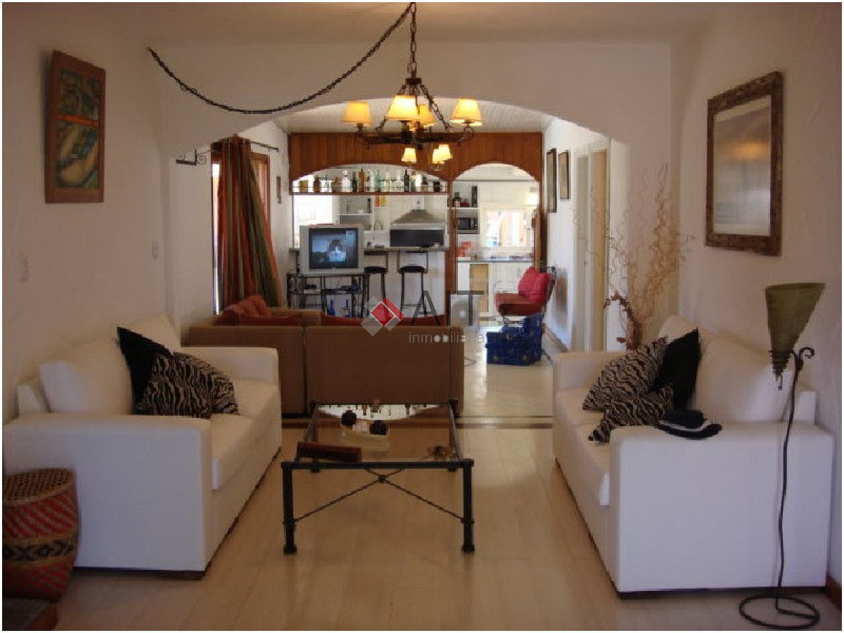 Casa ID.6173 - Manantiales a pasos de la playa!!