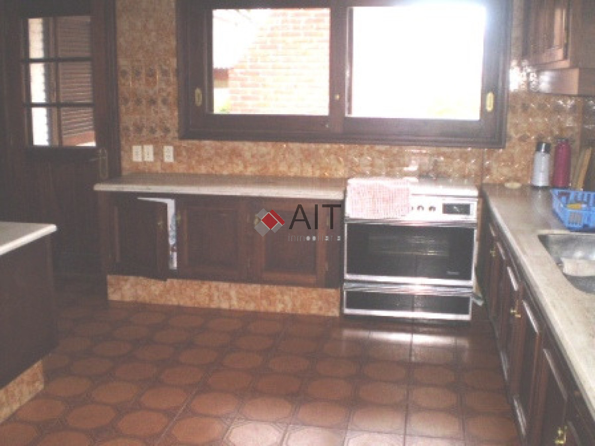 Casa ID.15442 - Hermosa Casa en paradas de la mansa !!