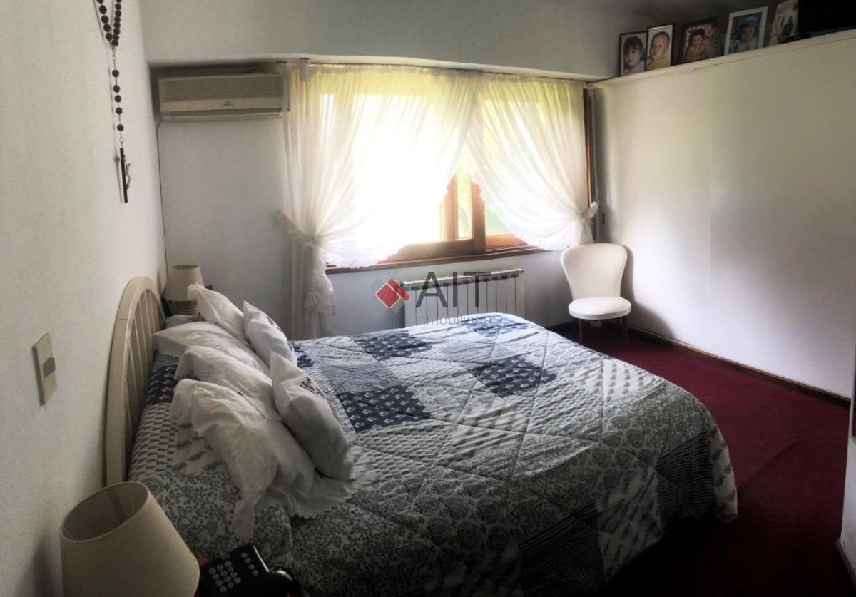 Casa ID.17032 - Excelente casa 3 dormitorios, piscina y mas en zona residencial de Paradas Mansa