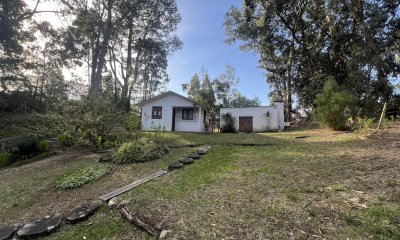 Casa 2 dormitorios y medio mas gran Barbacoa, estilo campo, en terreno de 1500 mts2