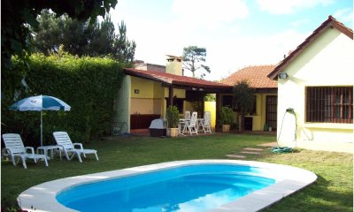 Chalet clasico a pasos de la Mansa y Roosevelt