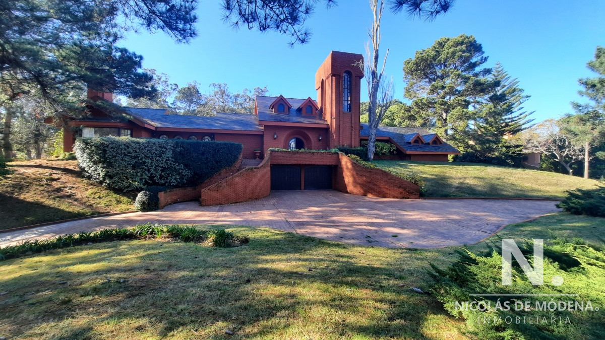 Beverly Hills - GoPunta - Portal Inmobiliario de Punta del Este - Maldonado