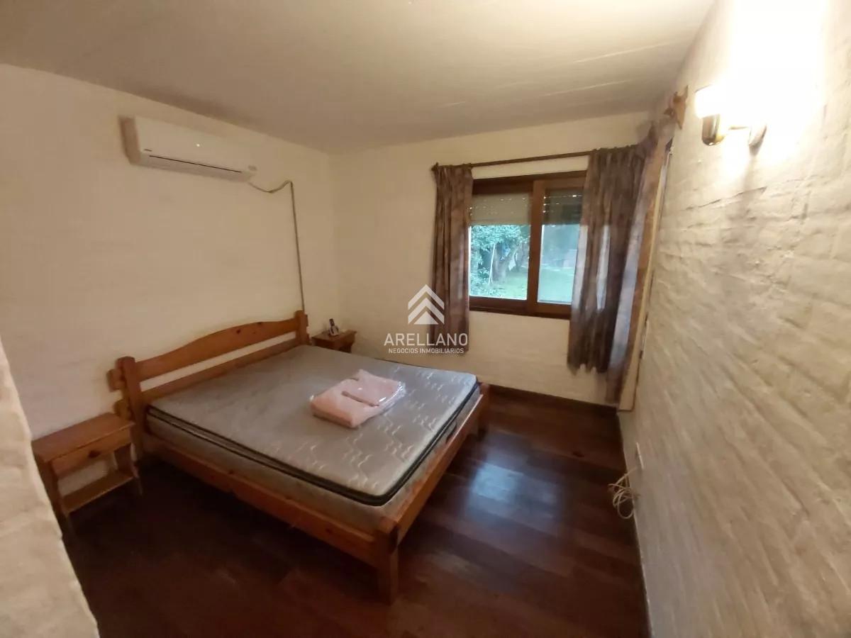 Casa ID.1862 - Casa en venta 5 DORMITORIOS cerca de playa mansa 
