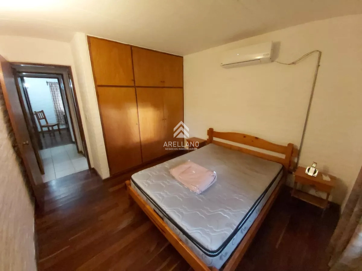 Casa ID.1862 - Casa en venta 5 DORMITORIOS cerca de playa mansa 