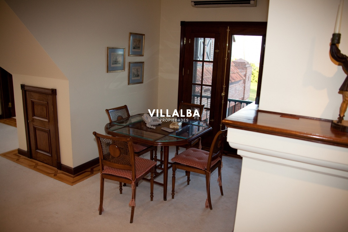Apartamento ID.939 - Exclusiva Mansión frente al Mar en Punta del Este