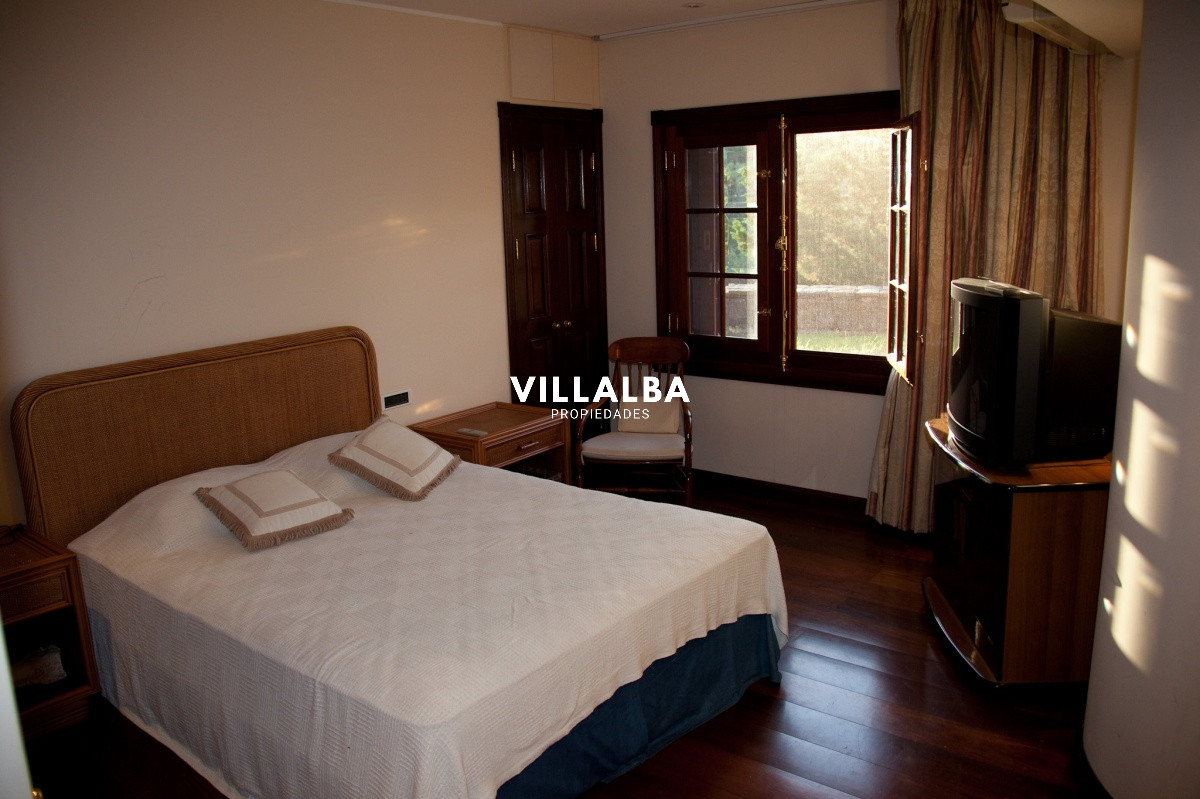 Apartamento ID.939 - Exclusiva Mansión frente al Mar en Punta del Este