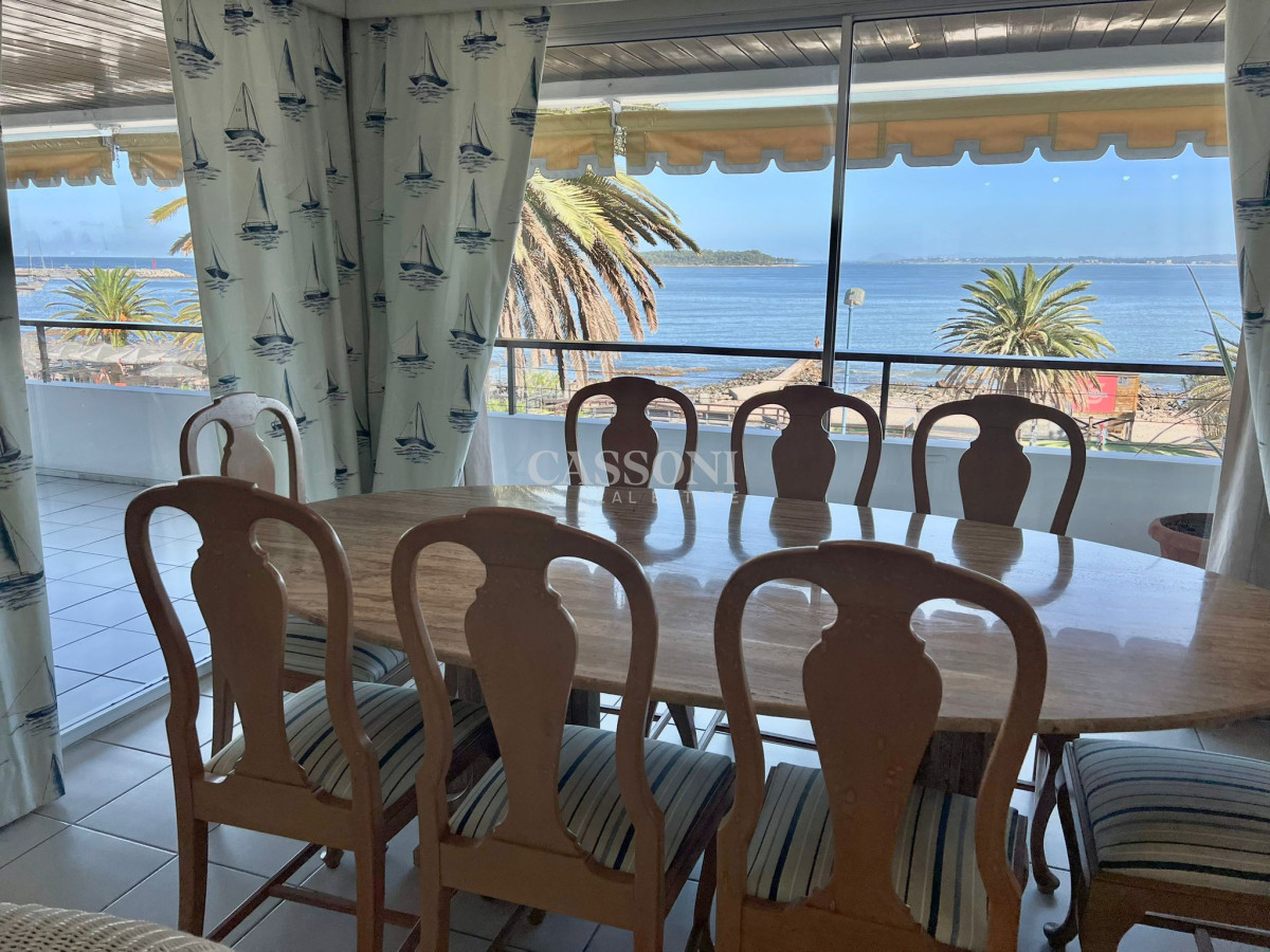 Apartamento ID.1080 - Hermoso Apartamento en venta hermosa vista al puerto 