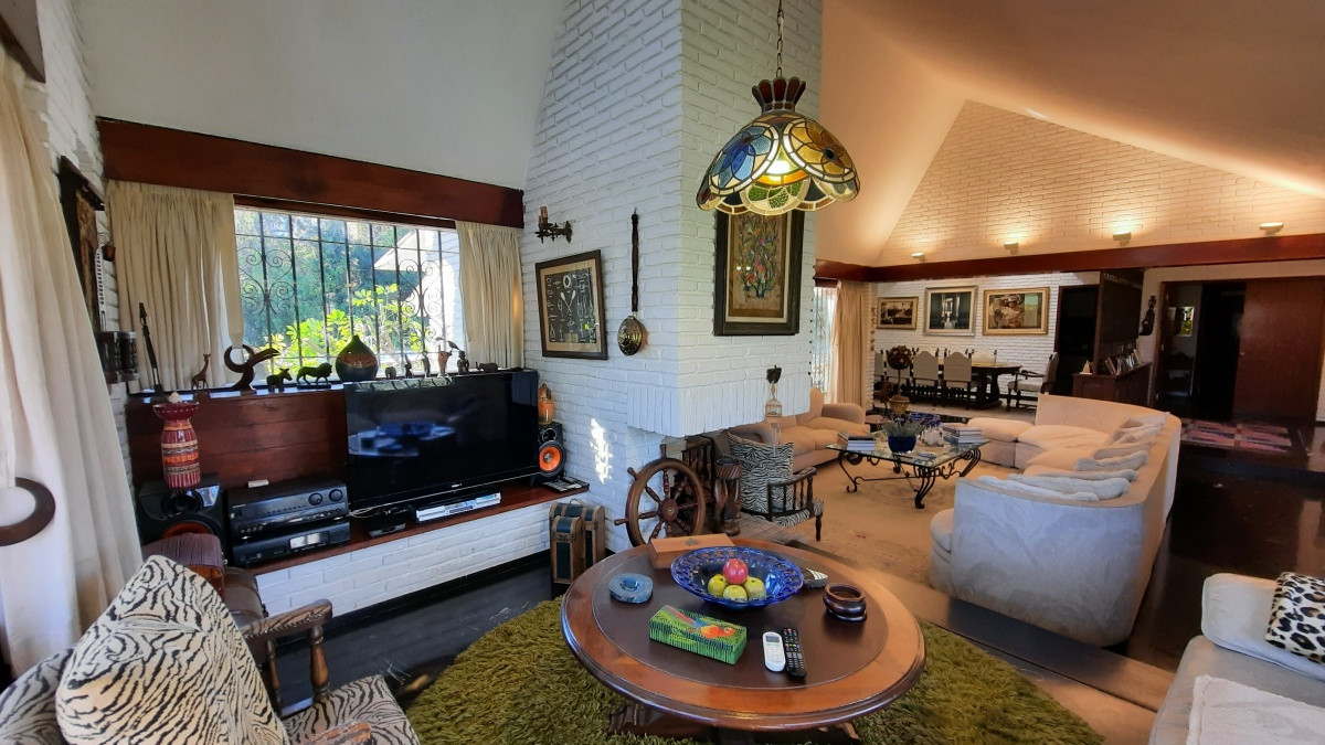 Casa ID.461 - Importante Residencia en la Playa Mansa