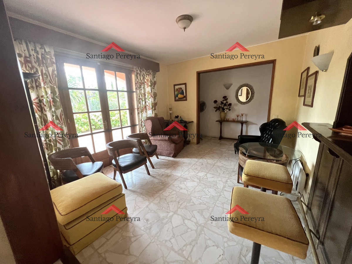 Casa ID.14025 - Espléndida residencia de estilo mediterraneo sobre importante Avenida