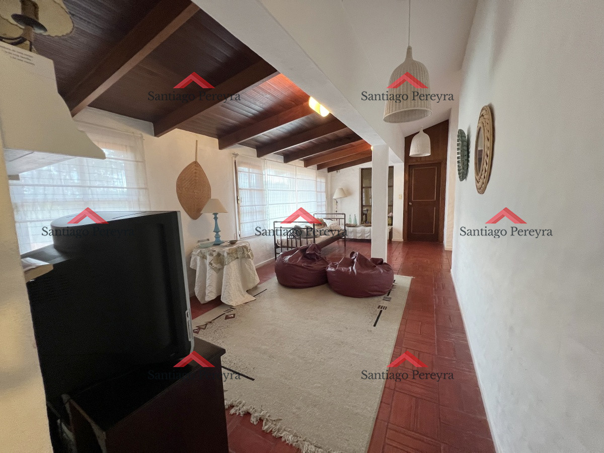 Casa ID.14025 - Espléndida residencia de estilo mediterraneo sobre importante Avenida