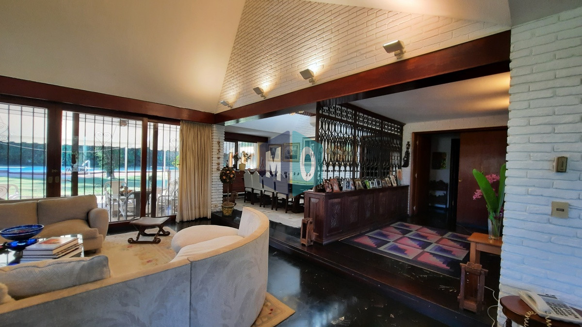 Casa ID.157 - Espectacular Casa en la Playa Mansa!