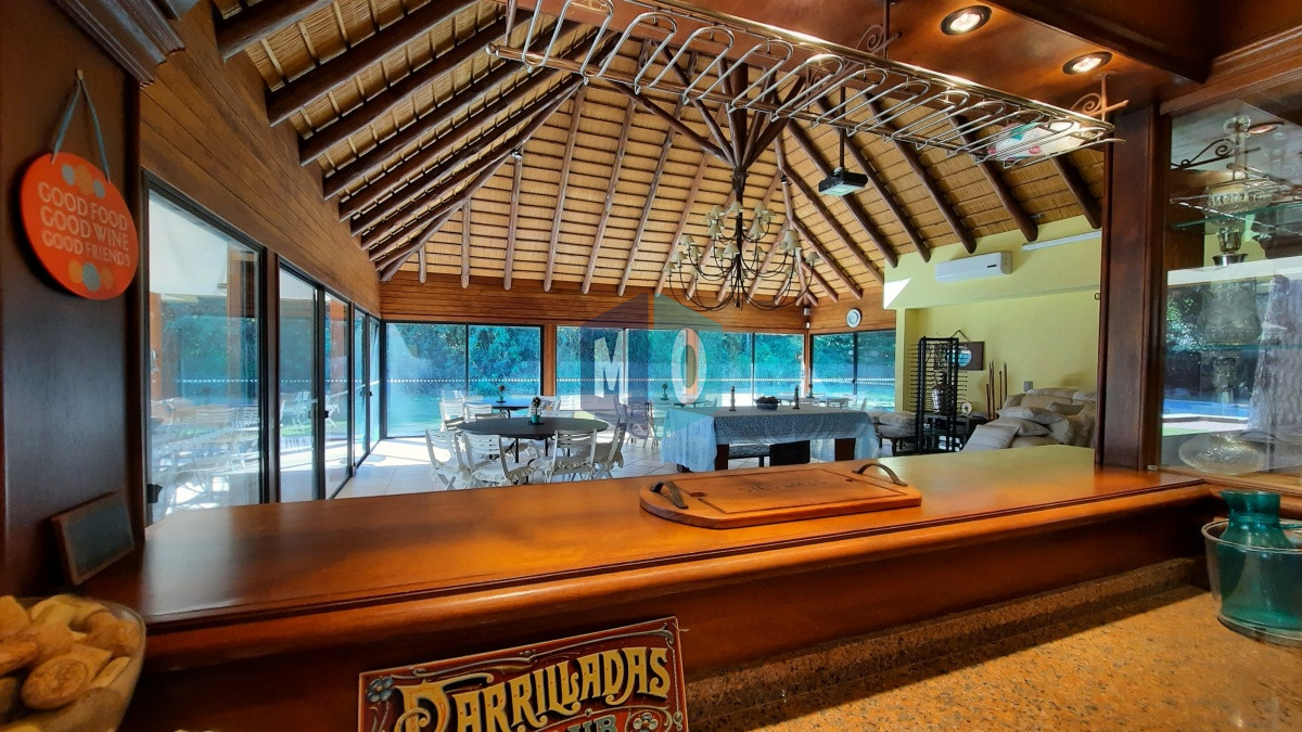 Casa ID.157 - Espectacular Casa en la Playa Mansa!