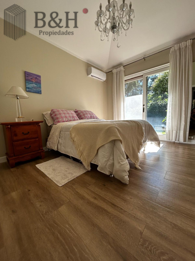 Casa ID.6271 - Casa en alquiler Enero Barrio Lugano Arbolada 