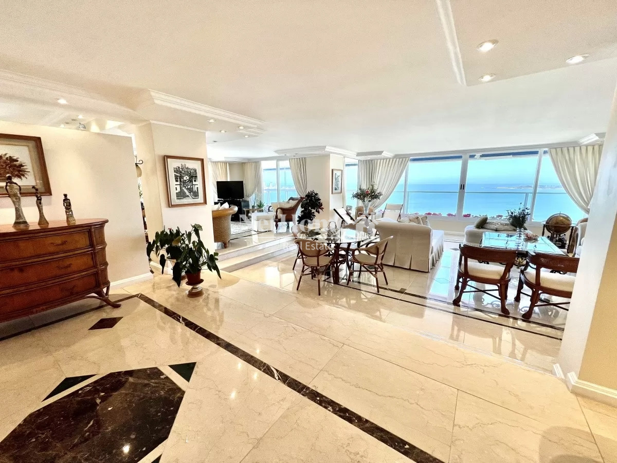 Apartamento ID.147 - Playa Mansa Amplio Apartamento 3 Dormitorios Todos los Amenities