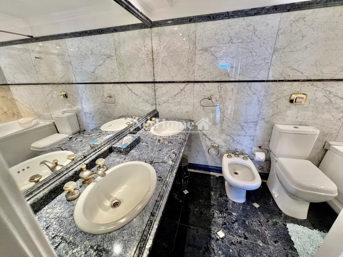 Apartamento ID.147 - Playa Mansa Amplio Apartamento 3 Dormitorios Todos los Amenities