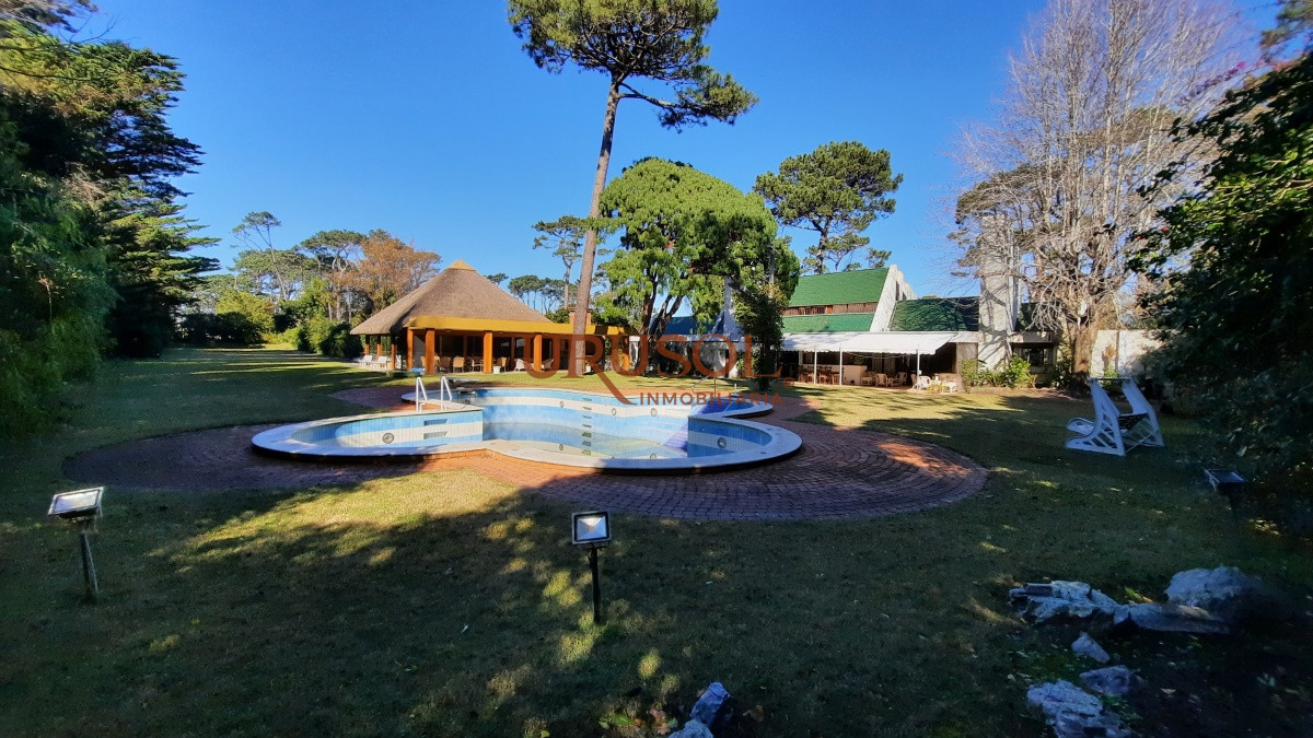 Casa ID.150 - Casa en venta  Playa Mansa Punta del Este