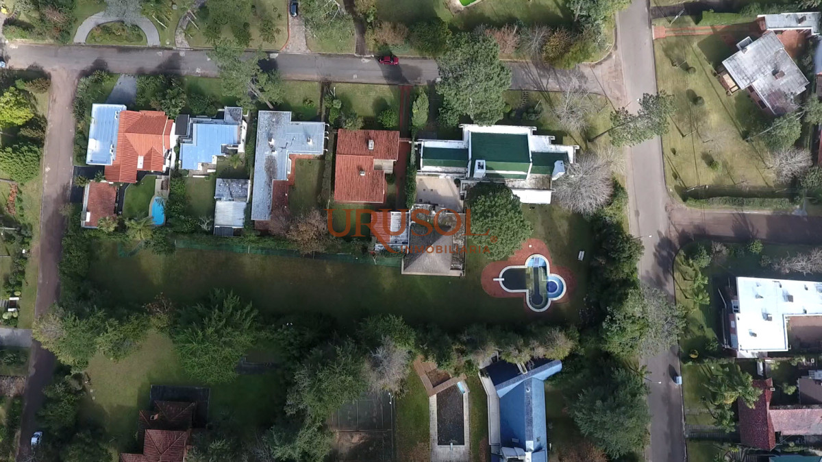 Casa ID.150 - Casa en venta  Playa Mansa Punta del Este
