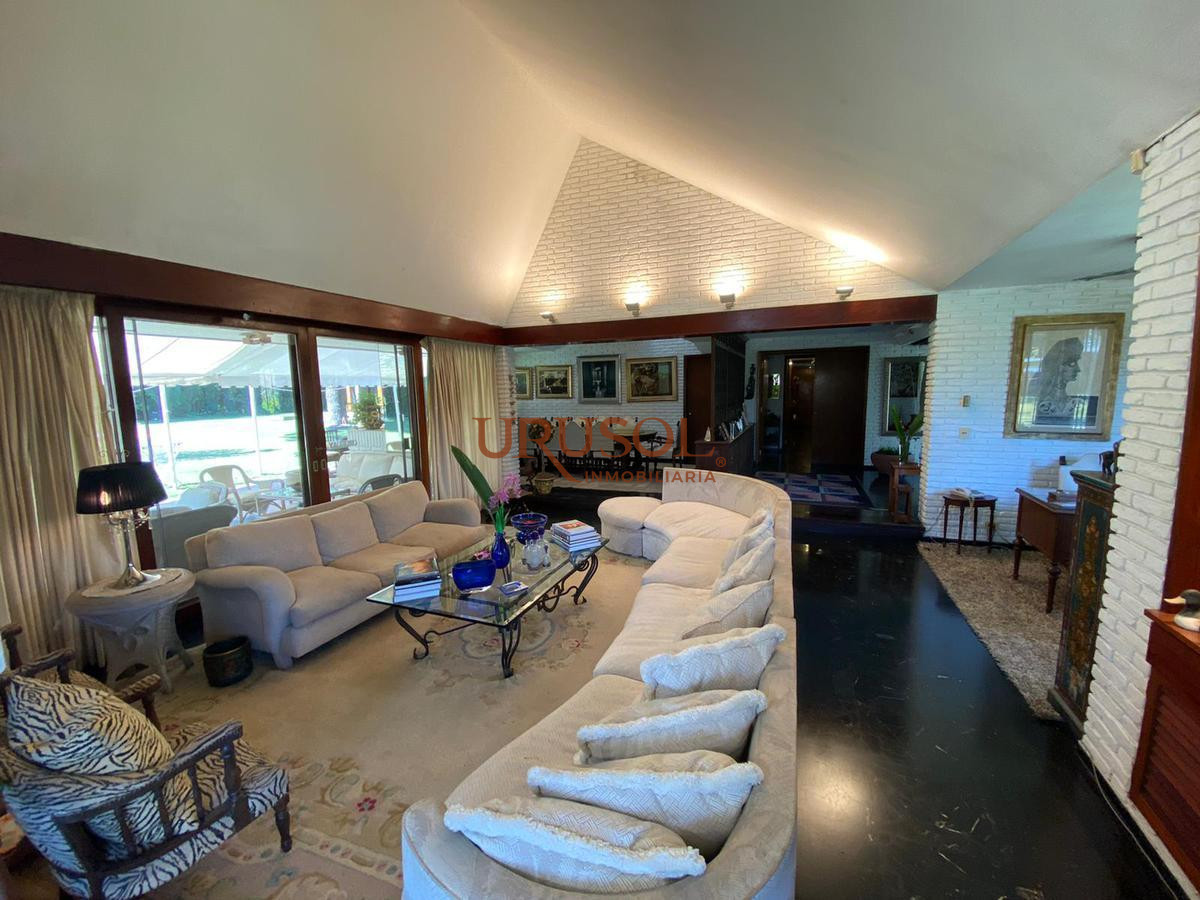 Casa ID.150 - Casa en venta  Playa Mansa Punta del Este