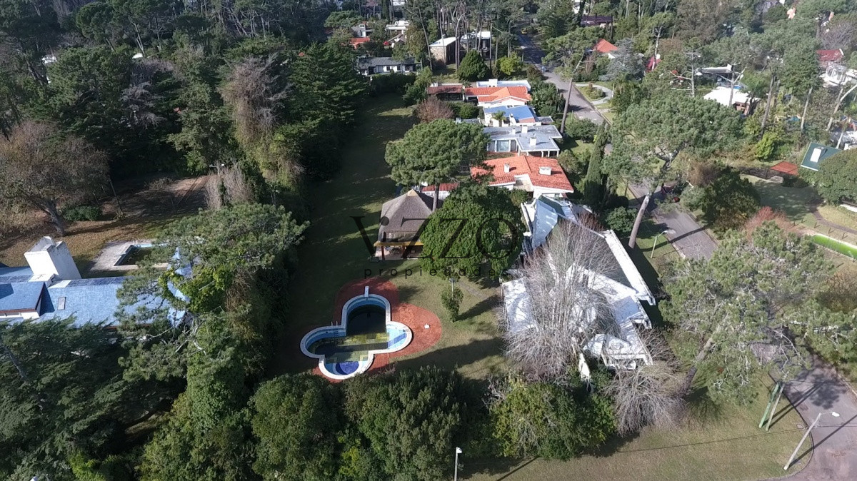 Casa ID.454/Casa-en-venta--Playa-Mansa-Punta-del-Este - Casa en venta  Playa Mansa Punta del Este