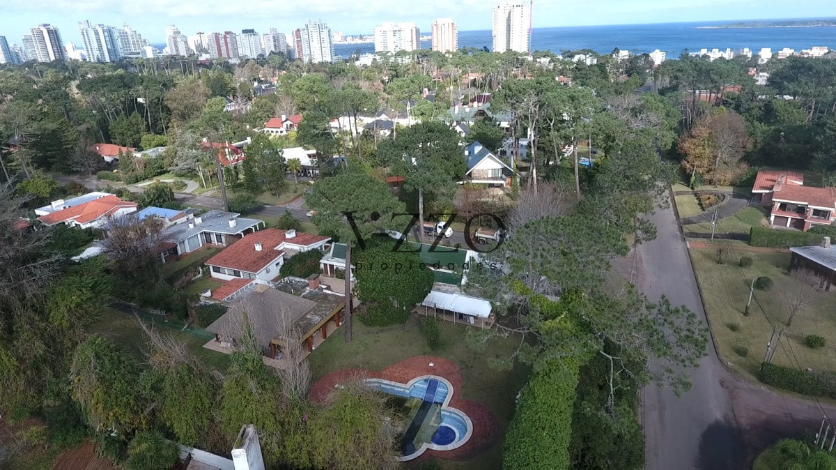 Casa ID.454/Casa-en-venta--Playa-Mansa-Punta-del-Este - Casa en venta  Playa Mansa Punta del Este