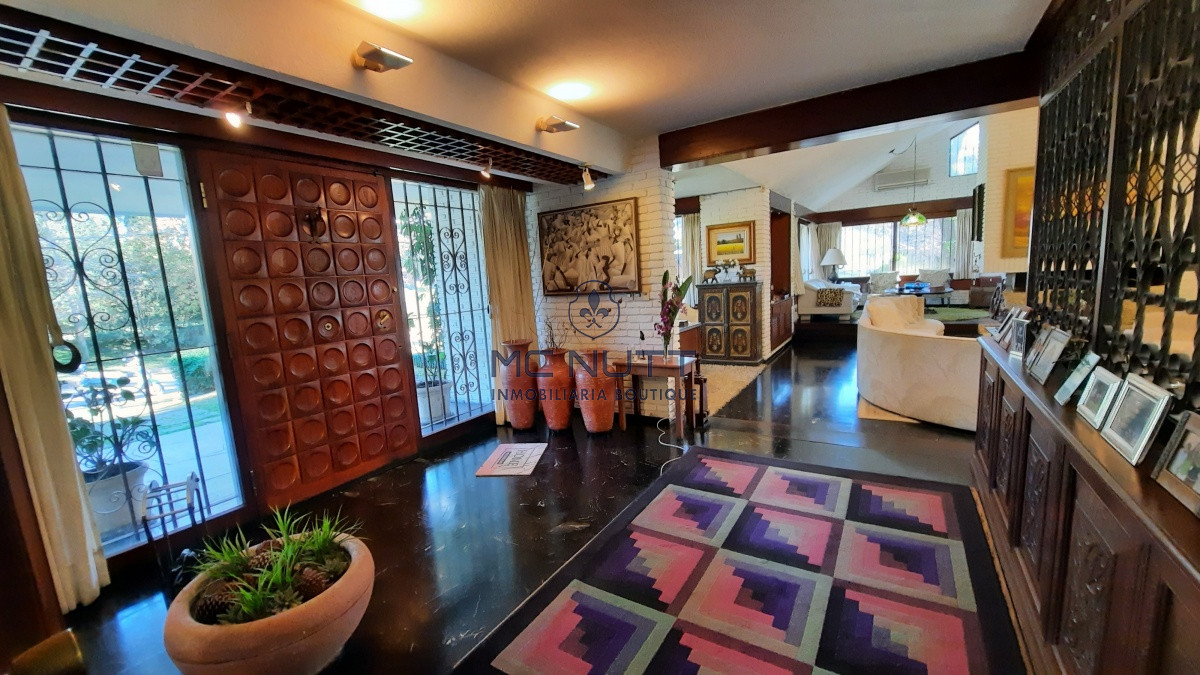 Casa ID.581/ - Casa en venta  Playa Mansa Punta del Este